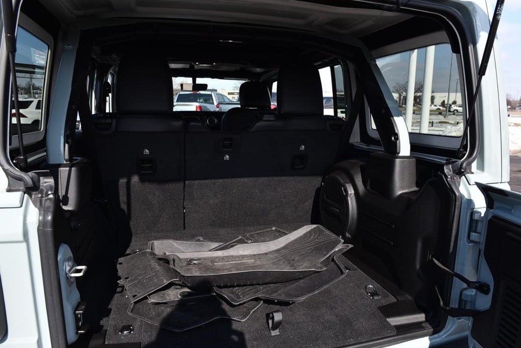 2023 Jeep Wrangler Sahara Altitude 4 Door 4x4