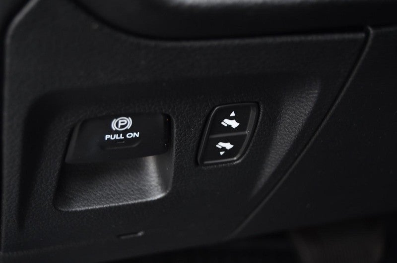 2025 RAM 1500 Laramie 4x4 Crew Cab 5'7" Box