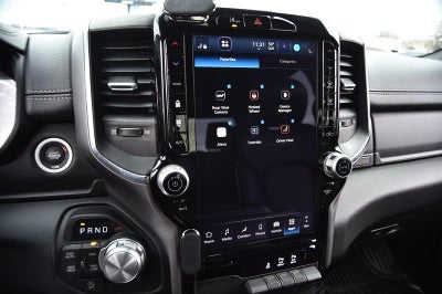 2025 RAM 1500 Laramie 4x4 Crew Cab 5'7" Box