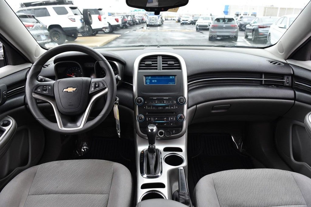 2015 Chevrolet Malibu 4dr Sdn LS w/1LS