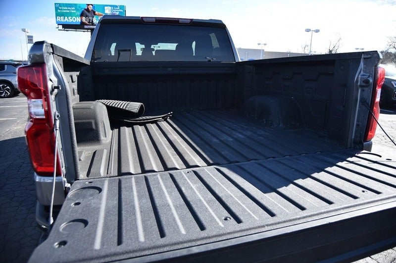 2021 Chevrolet Silverado 1500 4WD Crew Cab 147" Custom Trail Boss