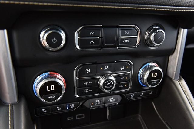 2022 GMC Yukon XL SLT