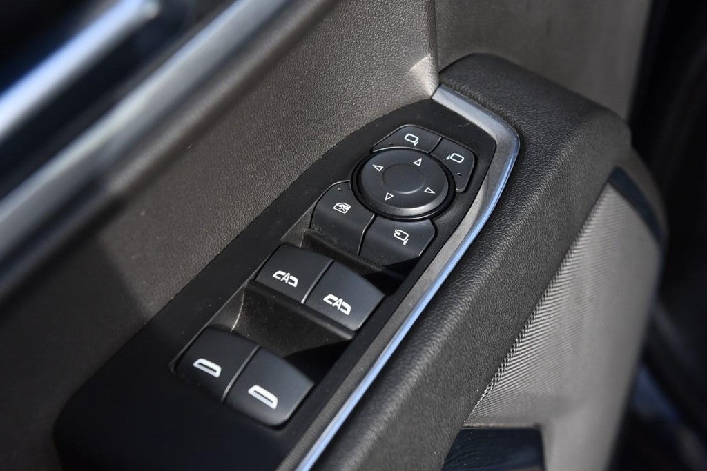 2025 GMC Sierra 1500 4WD Crew Cab 147" SLT