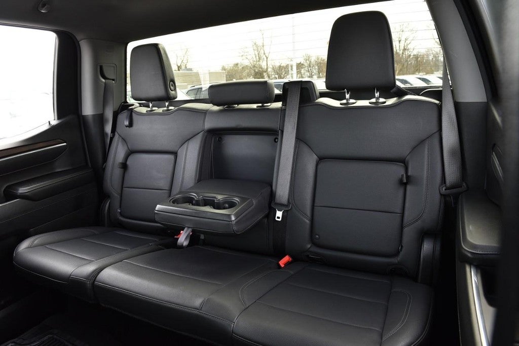 2025 GMC Sierra 1500 4WD Crew Cab 147" SLT