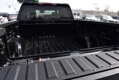 2025 GMC Sierra 1500 4WD Crew Cab 147" SLT