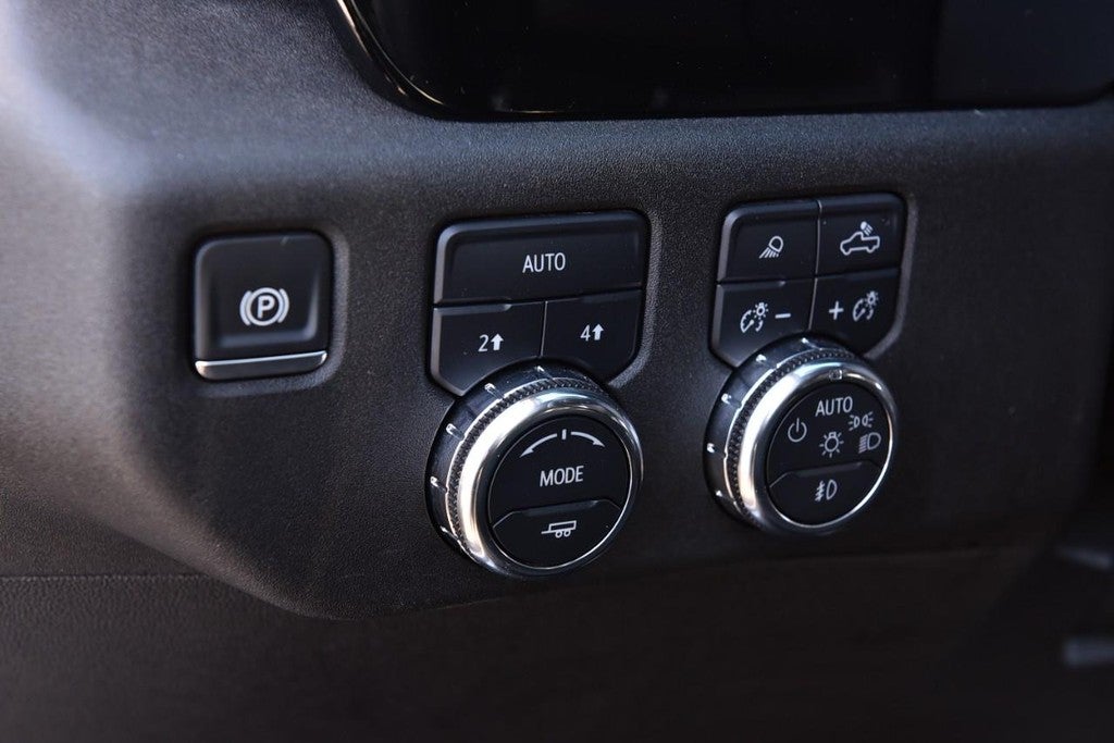 2025 GMC Sierra 1500 4WD Crew Cab 147" SLT