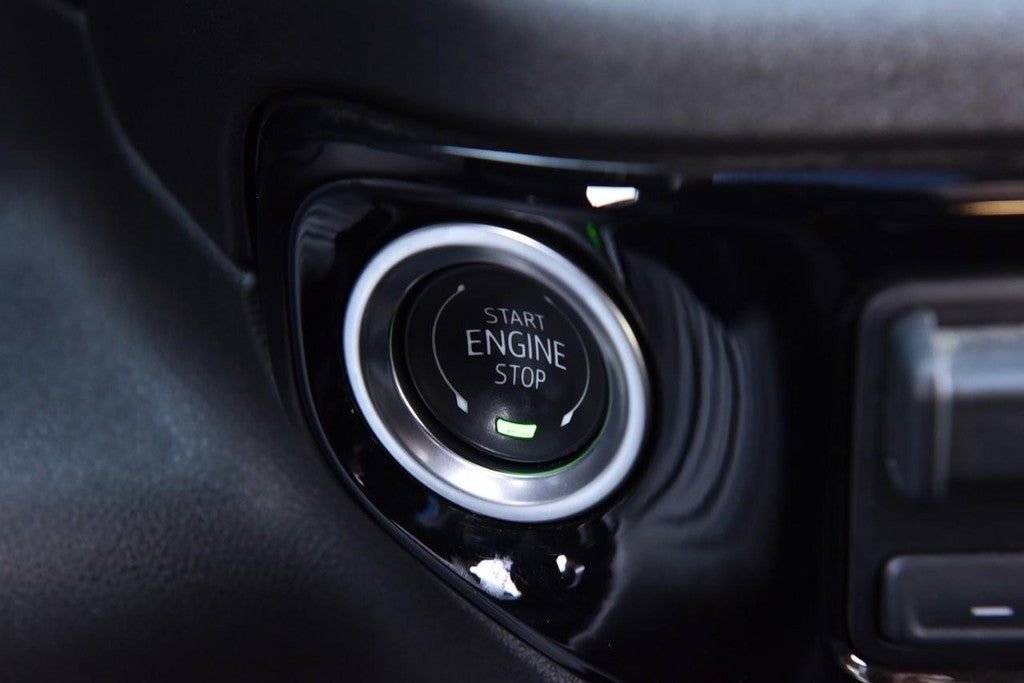 2025 GMC Sierra 1500 4WD Crew Cab 147" SLT