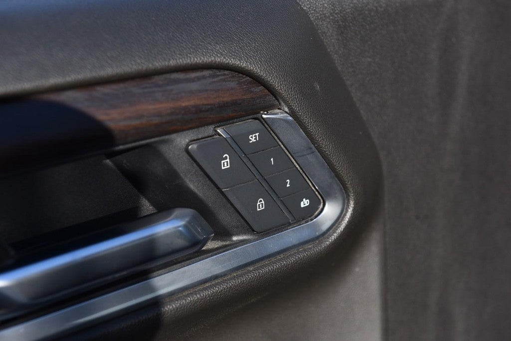 2025 GMC Sierra 1500 4WD Crew Cab 147" SLT