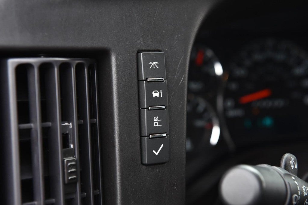 2024 GMC Savana Cargo Van RWD 2500 135"