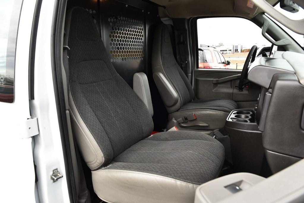 2024 GMC Savana Cargo Van RWD 2500 135"