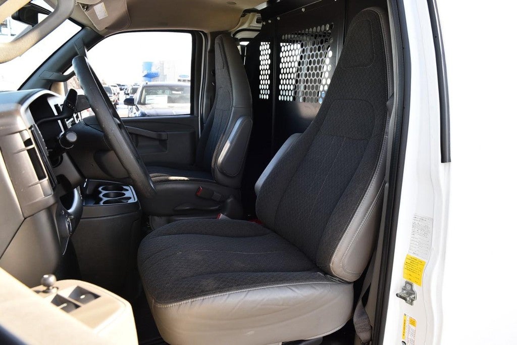 2024 GMC Savana Cargo Van RWD 2500 135"