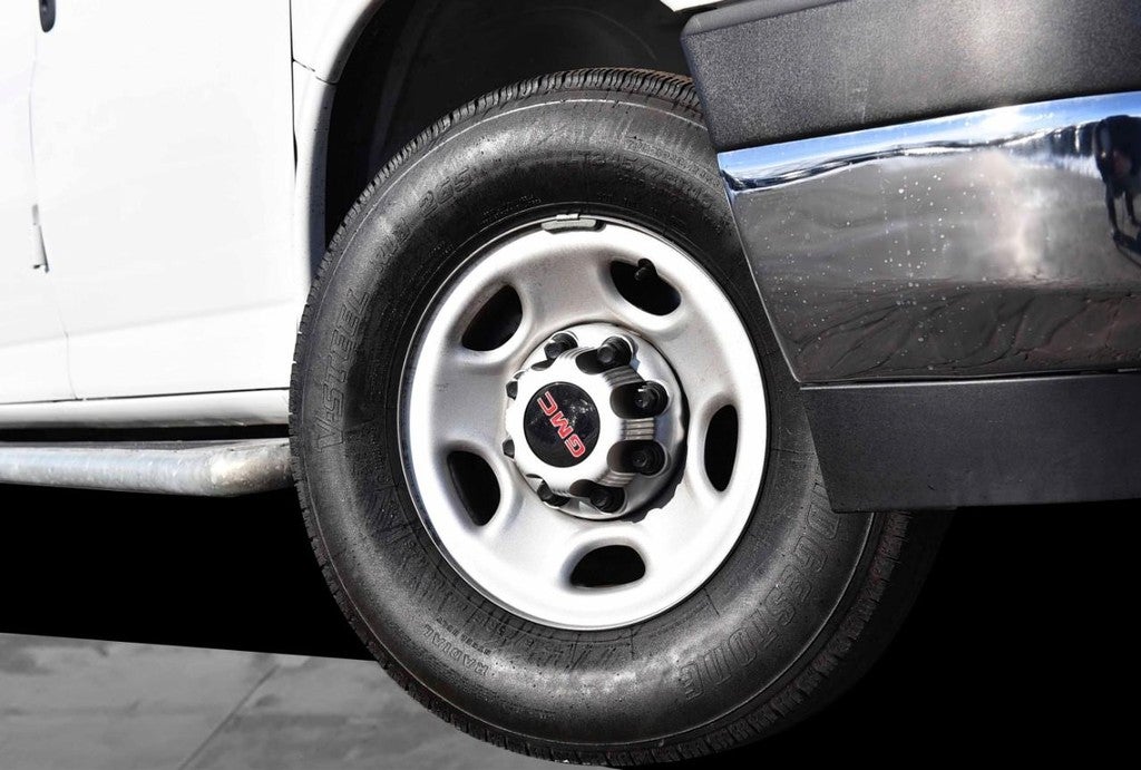 2024 GMC Savana Cargo Van RWD 2500 135"