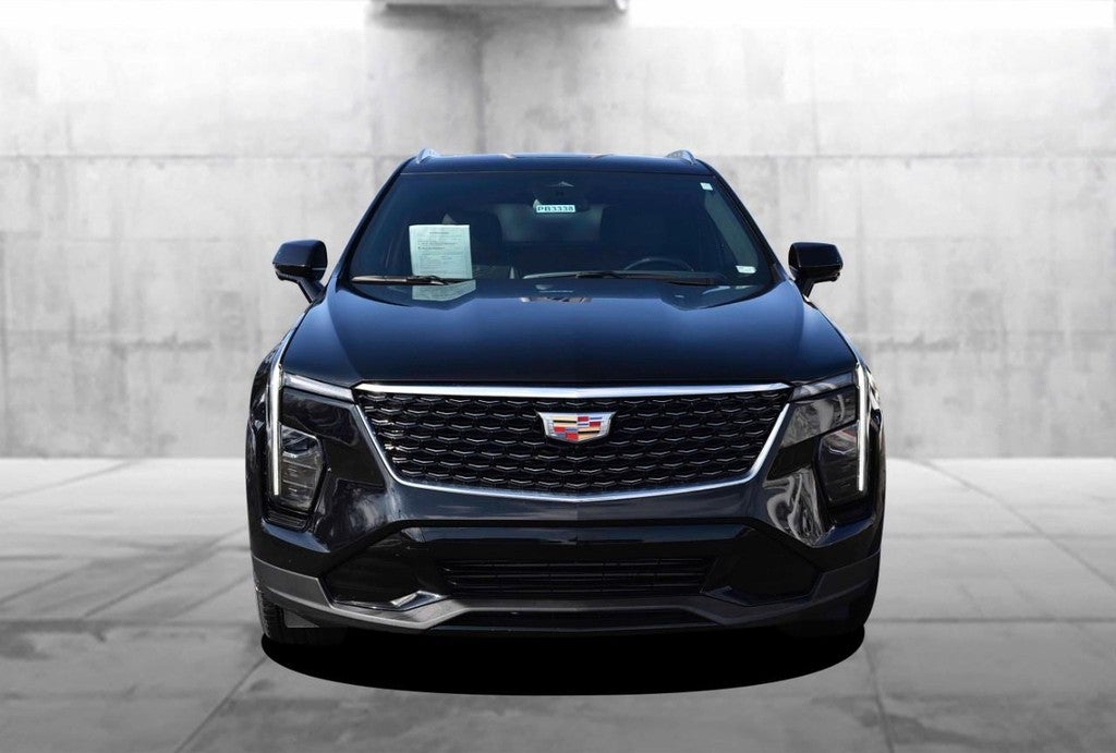 2025 Cadillac XT4 FWD 4dr Premium Luxury