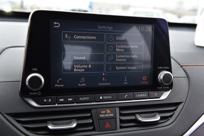 2020 Nissan Altima 2.5 SR Sedan