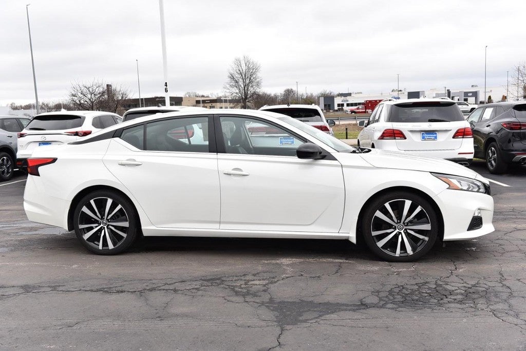 2020 Nissan Altima 2.5 SR Sedan