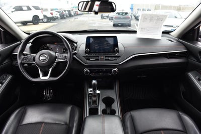 2020 Nissan Altima 2.5 SR Sedan