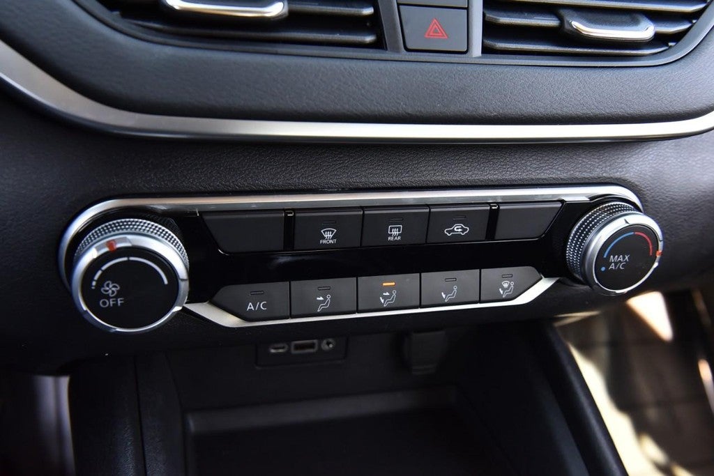 2022 Nissan Altima 2.5 SV Sedan