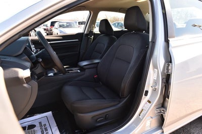 2022 Nissan Altima 2.5 SV Sedan