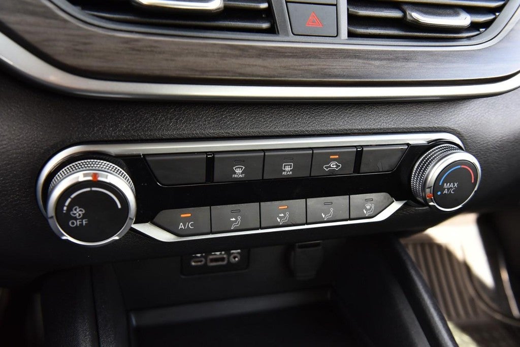 2025 Nissan Altima SV FWD