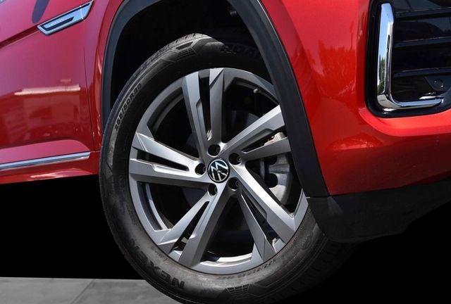 2024 Volkswagen Atlas Cross Sport 2.0T SEL R-Line