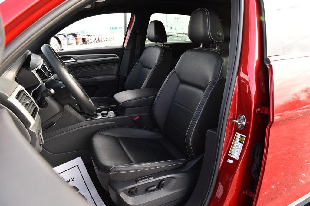 2023 Volkswagen Atlas Cross Sport 2.0T SEL 4MOTION