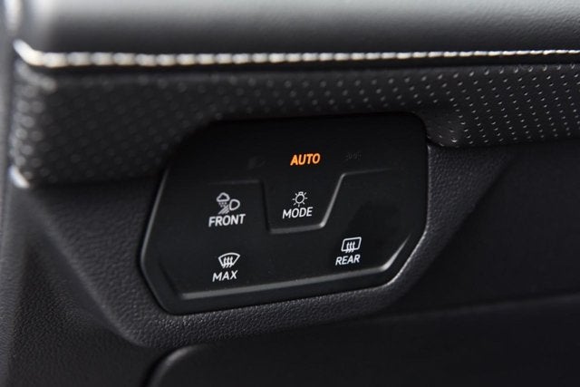 2025 Volkswagen Atlas Cross Sport 2.0T SEL