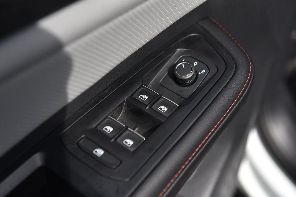 2025 Volkswagen Atlas 2.0T Peak Edition 4MOTION