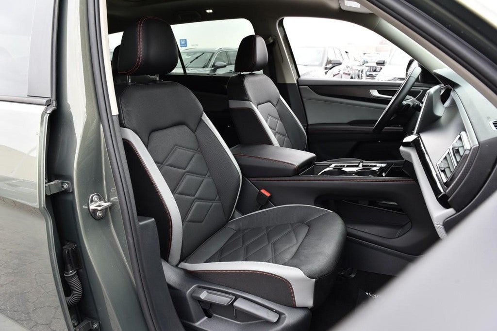 2025 Volkswagen Atlas 2.0T Peak Edition 4MOTION