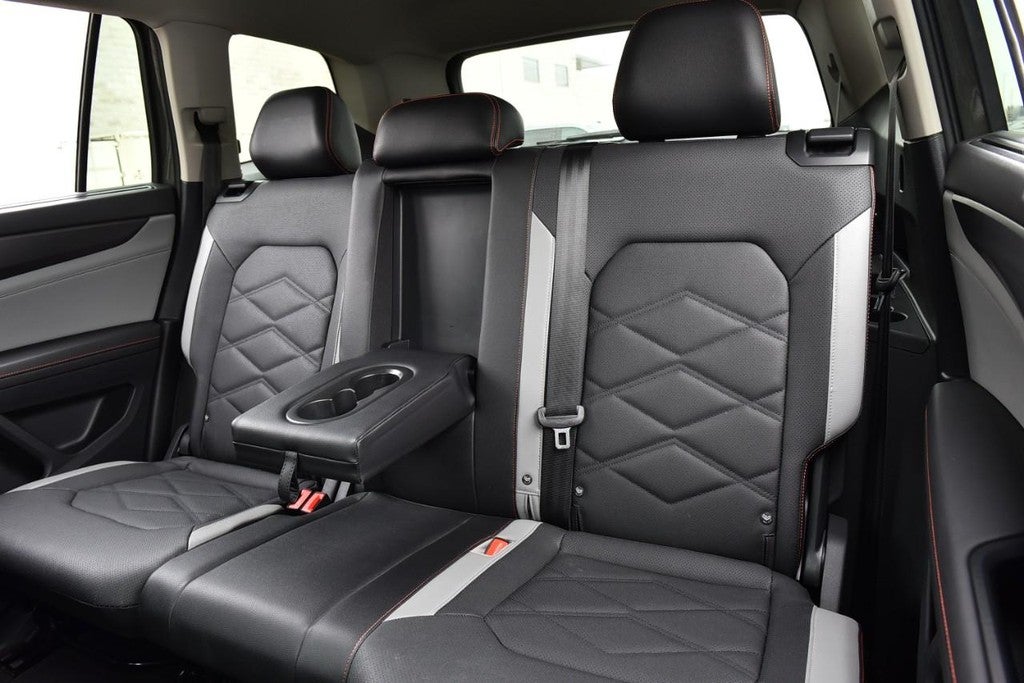 2025 Volkswagen Atlas 2.0T Peak Edition 4MOTION