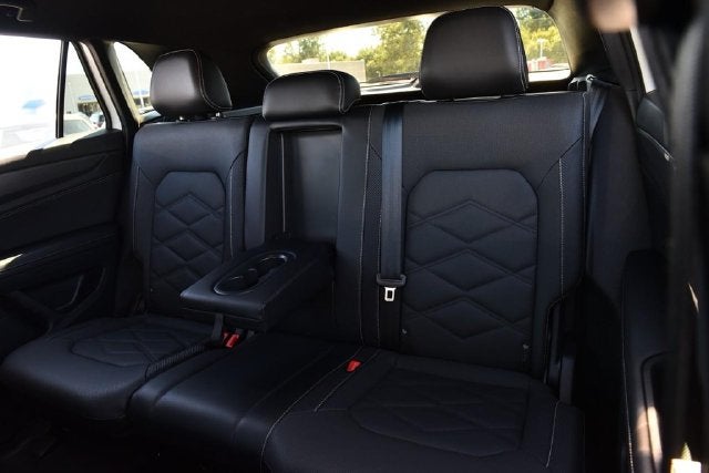 2024 Volkswagen Atlas Cross Sport 2.0T SE