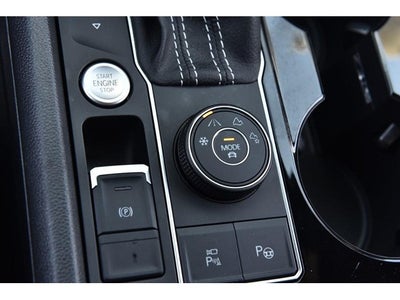 2023 Volkswagen Atlas Cross Sport 3.6L V6 SEL Premium R-Line