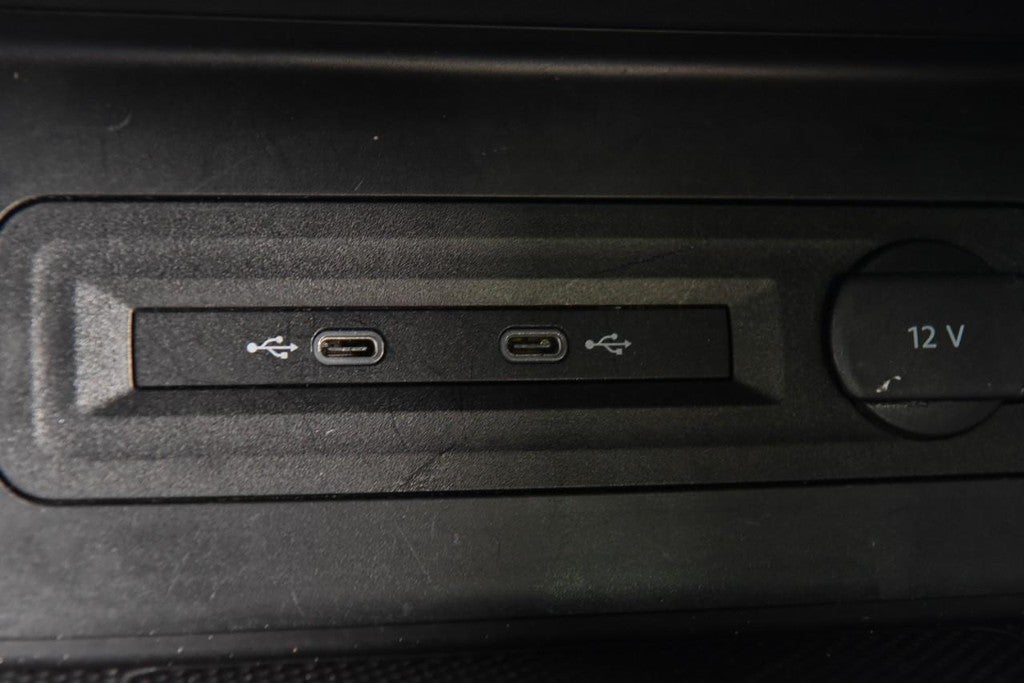 2022 Volkswagen Atlas Cross Sport 3.6L V6 SEL Premium R-Line 4MOTION