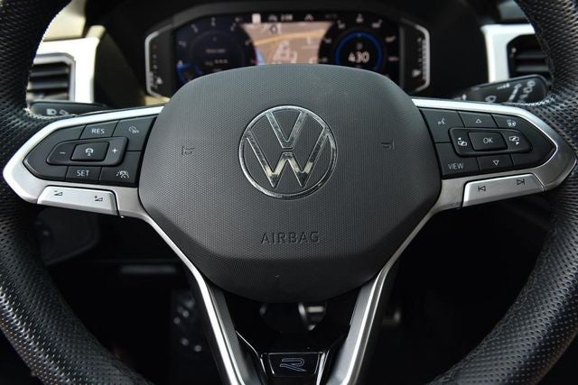 2023 Volkswagen Atlas Cross Sport 3.6L V6 SEL Premium R-Line