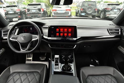 2024 Volkswagen Atlas Cross Sport 2.0T SEL Premium R-Line
