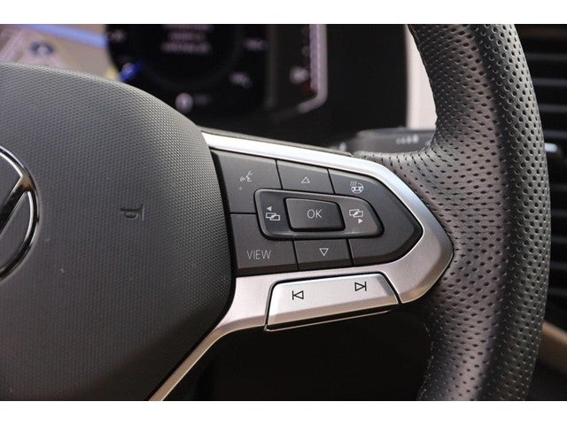 2023 Volkswagen Atlas Cross Sport 3.6L V6 SEL Premium R-Line