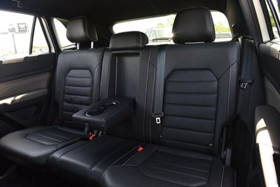 2023 Volkswagen Atlas Cross Sport 3.6L V6 SEL Premium R-Line 4MOTION