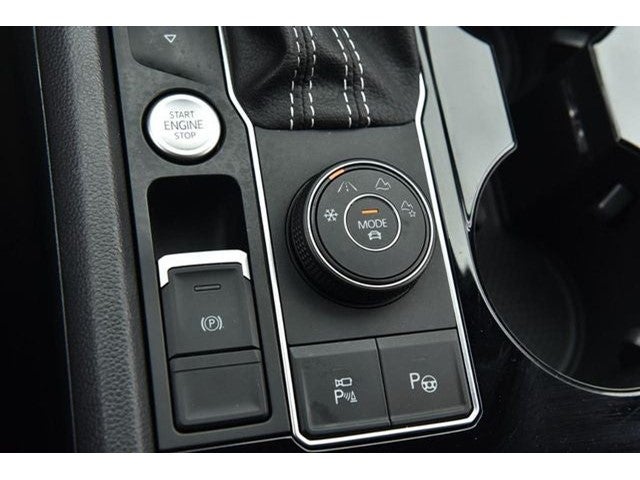 2022 Volkswagen Atlas 3.6L V6 SEL Premium R-Line 4MOTION