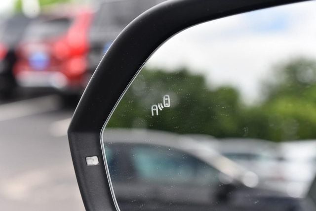2023 Volkswagen Atlas 3.6L V6 SEL Premium R-Line