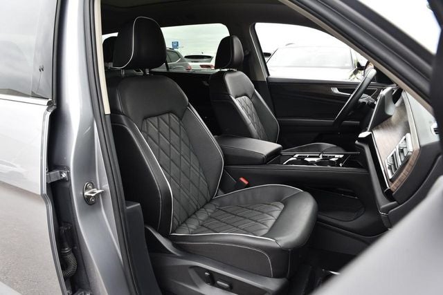 2024 Volkswagen Atlas 2.0T SEL Premium R-Line 4MOTION