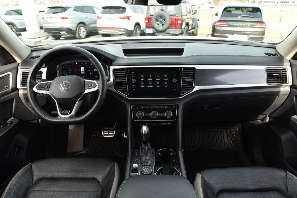 2022 Volkswagen Atlas 3.6L V6 SEL Premium R-Line 4MOTION