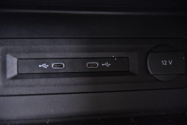 2023 Volkswagen Atlas Cross Sport 2.0T SE w/Technology 4MOTION
