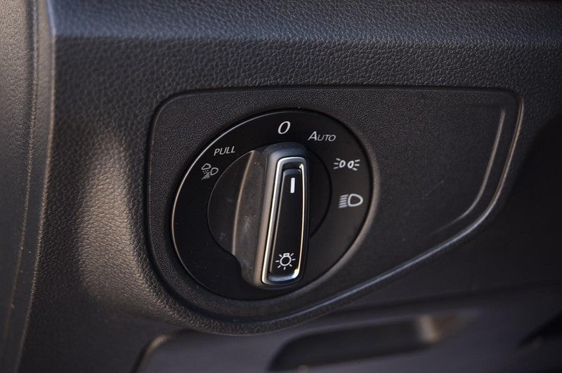 2021 Volkswagen Atlas Cross Sport 2.0T SE w/Technology 4MOTION