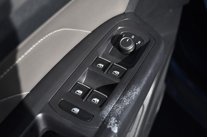 2021 Volkswagen Atlas Cross Sport 2.0T SE w/Technology 4MOTION