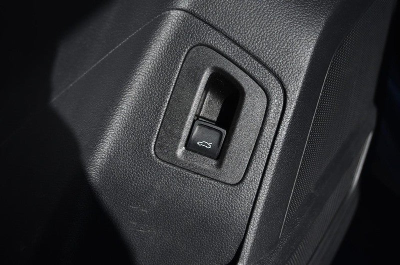 2021 Volkswagen Atlas Cross Sport 2.0T SE w/Technology 4MOTION