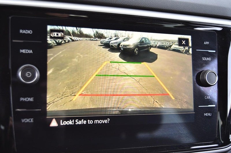 2023 Volkswagen Atlas Cross Sport 2.0T SE w/Technology 4MOTION