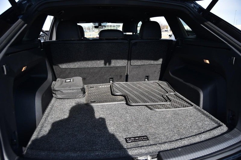 2023 Volkswagen Atlas Cross Sport 2.0T SE w/Technology 4MOTION