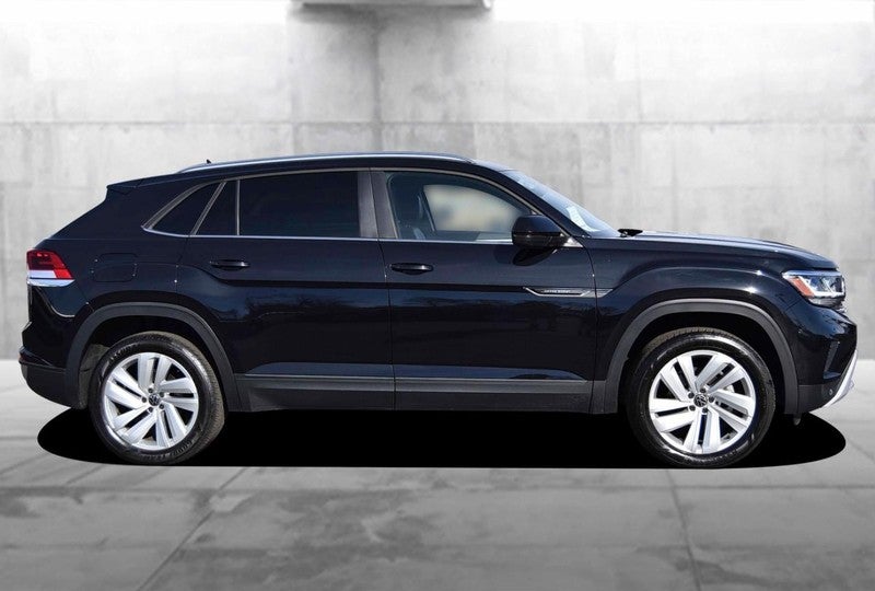 2023 Volkswagen Atlas Cross Sport 2.0T SE w/Technology 4MOTION