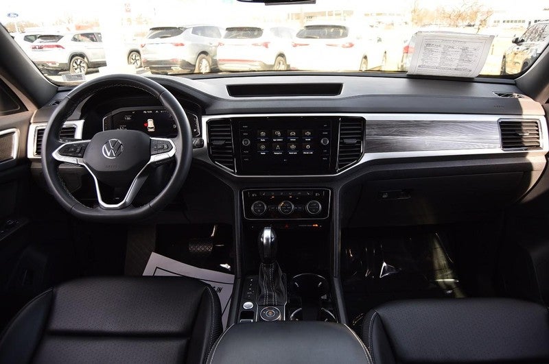 2023 Volkswagen Atlas Cross Sport 2.0T SE w/Technology 4MOTION