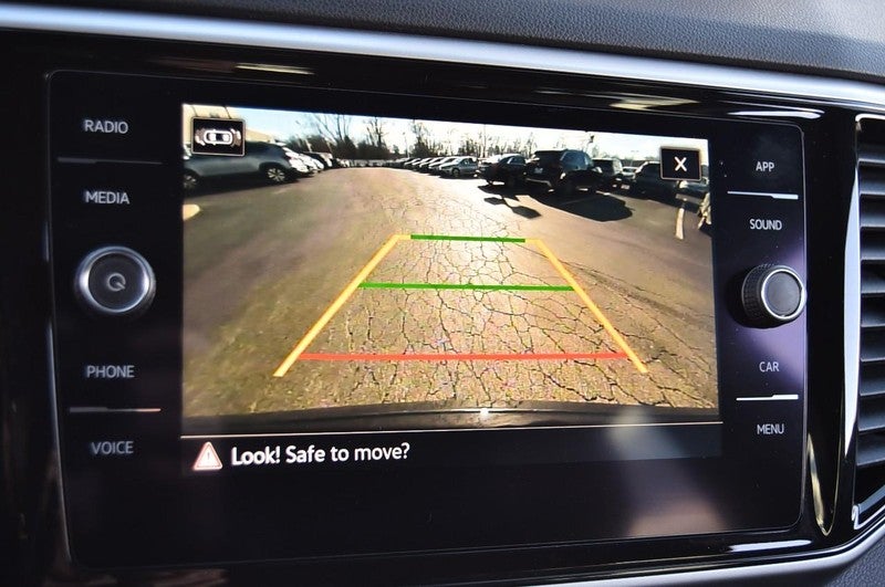 2022 Volkswagen Atlas Cross Sport 3.6L V6 SE w/Technology 4MOTION