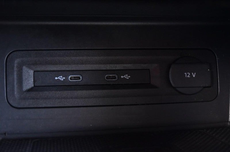 2022 Volkswagen Atlas Cross Sport 3.6L V6 SE w/Technology 4MOTION